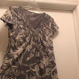 Banana Republic v-neck top